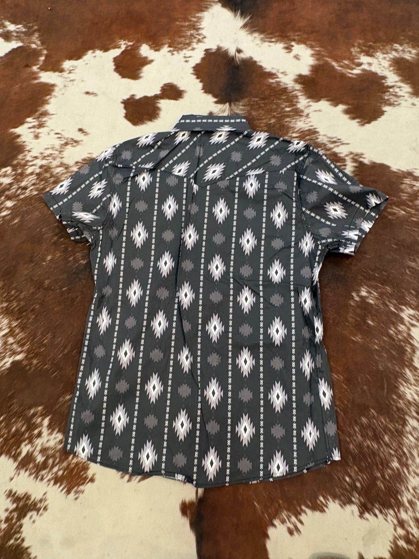 Mens Short Sleeve Aztec Pearl Snap Shirt