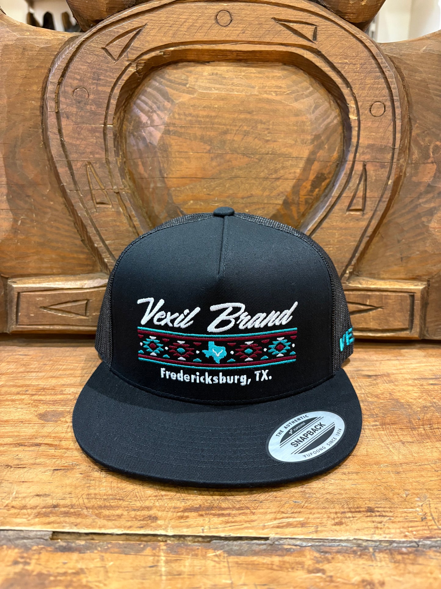 Vexil Brand - Texas - Red/Light Blue Black Mesh