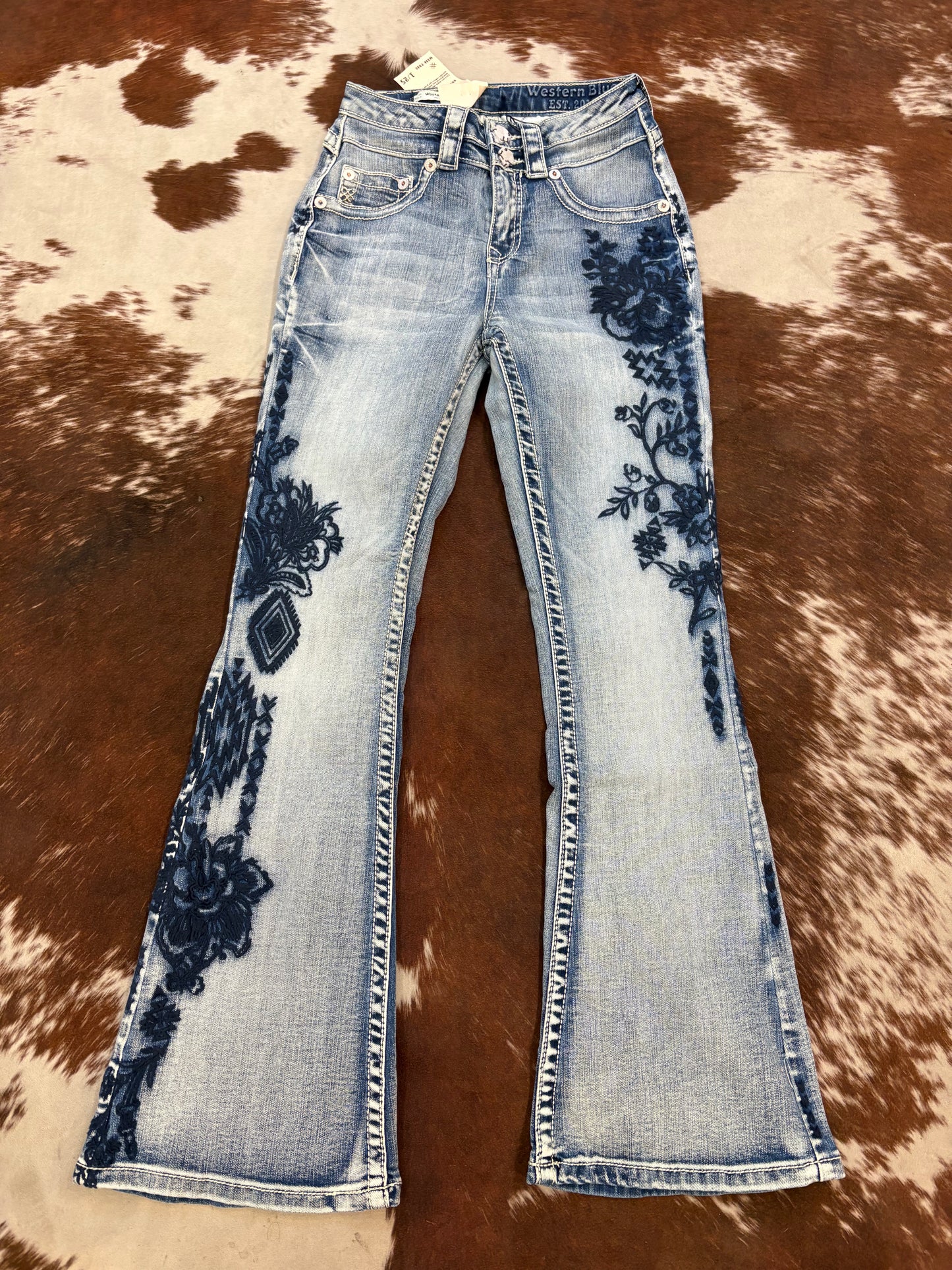Women's Flare Cut Jeans