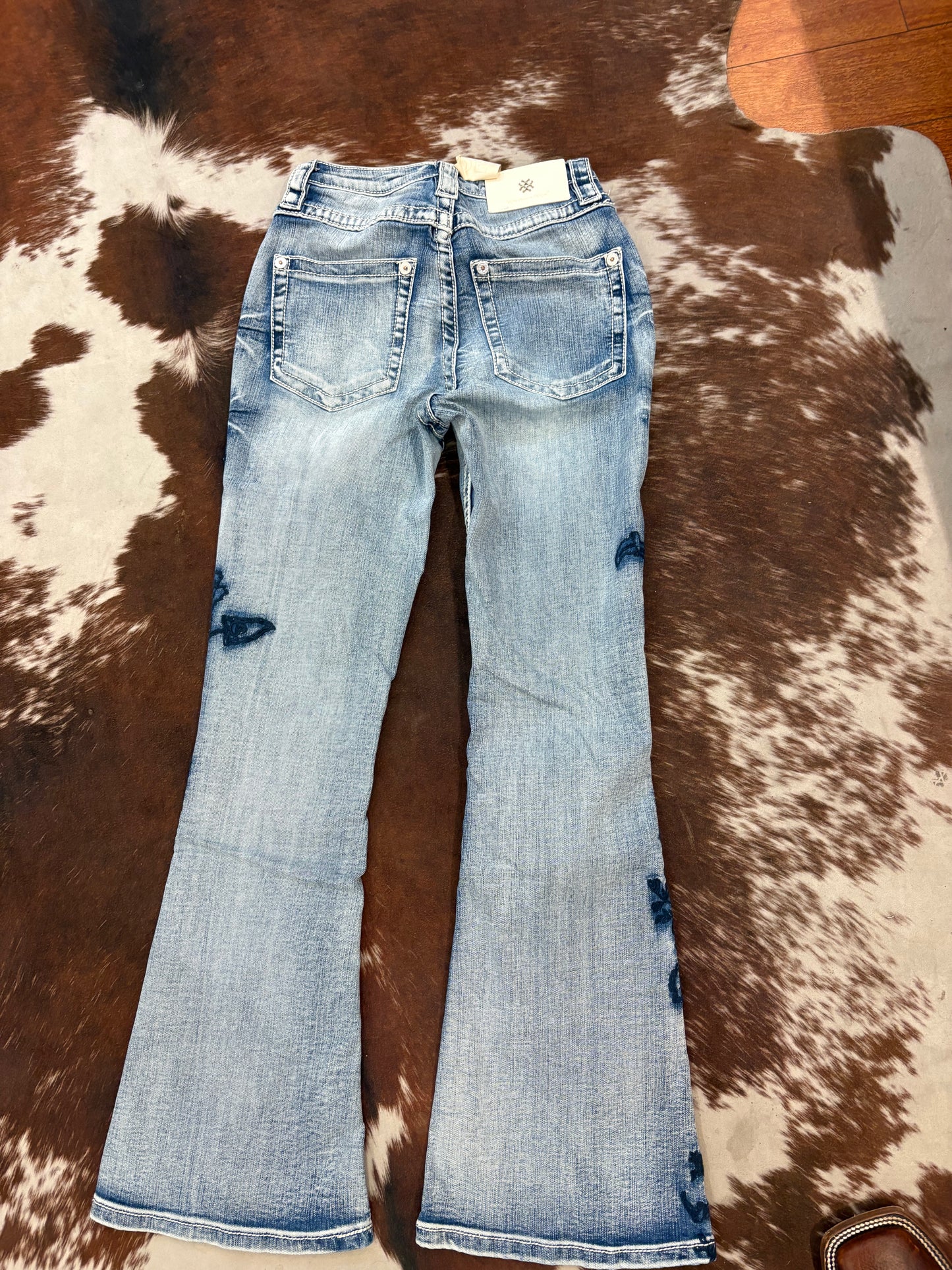 Women's Flare Cut Jeans